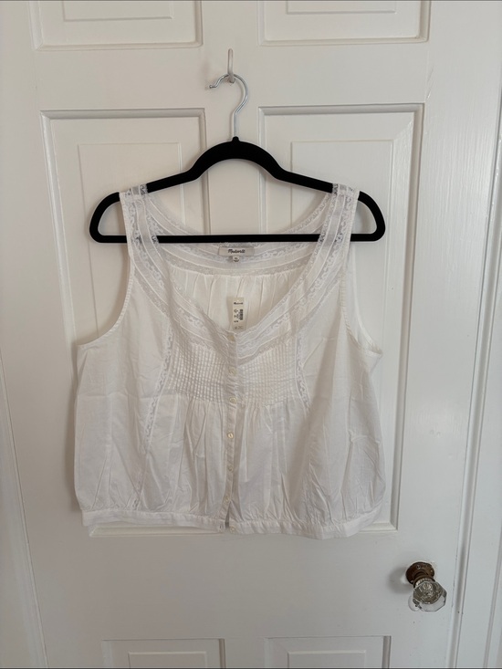 Madewell Tops - NWT Madewell Lace-Insert Pintuck Sleeveless Top